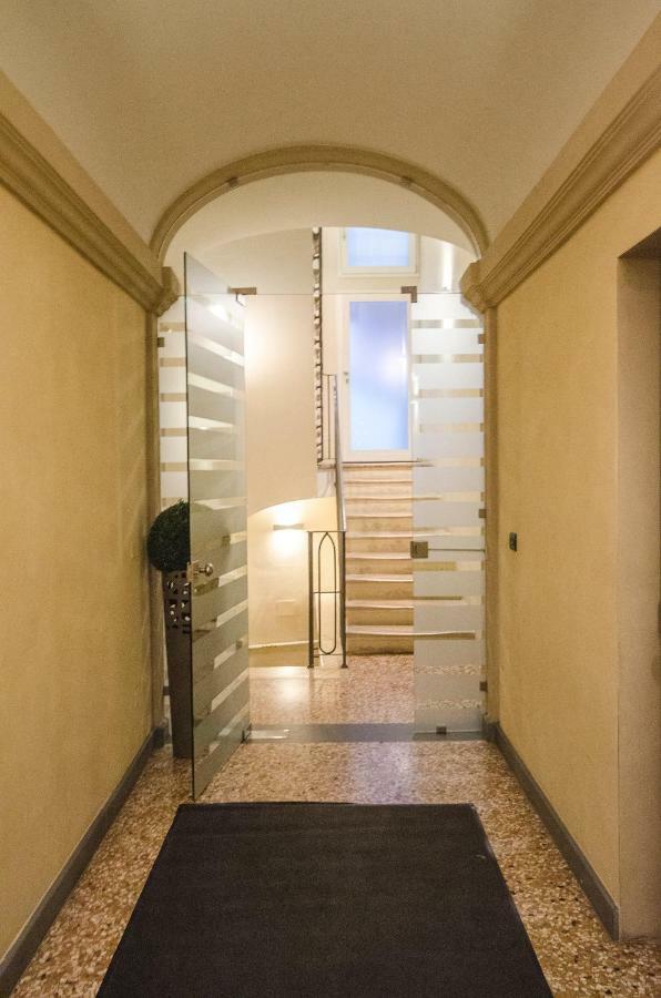 Azeglio Apartment, A Due Passi Da Piazza Maggiore 볼로냐 외부 사진