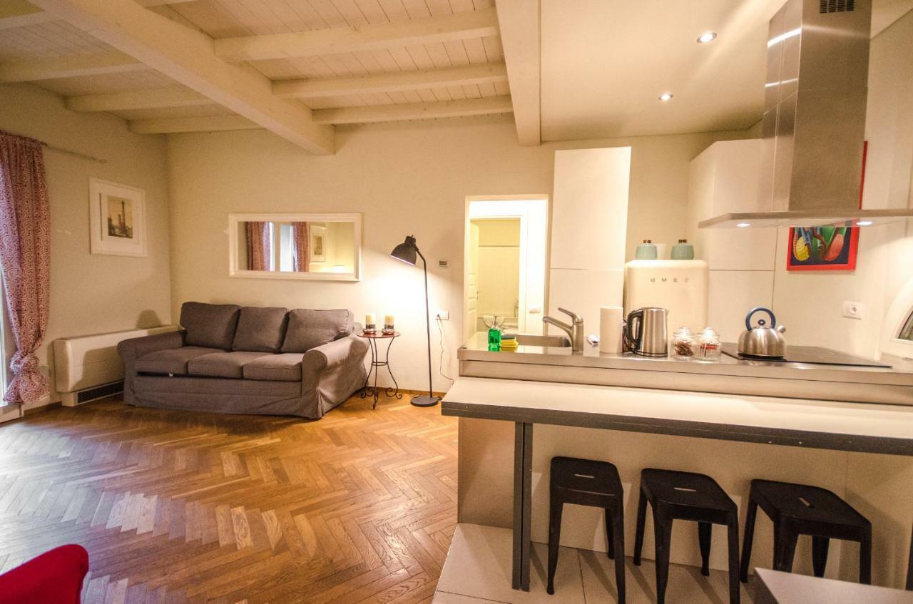 Azeglio Apartment, A Due Passi Da Piazza Maggiore 볼로냐 외부 사진